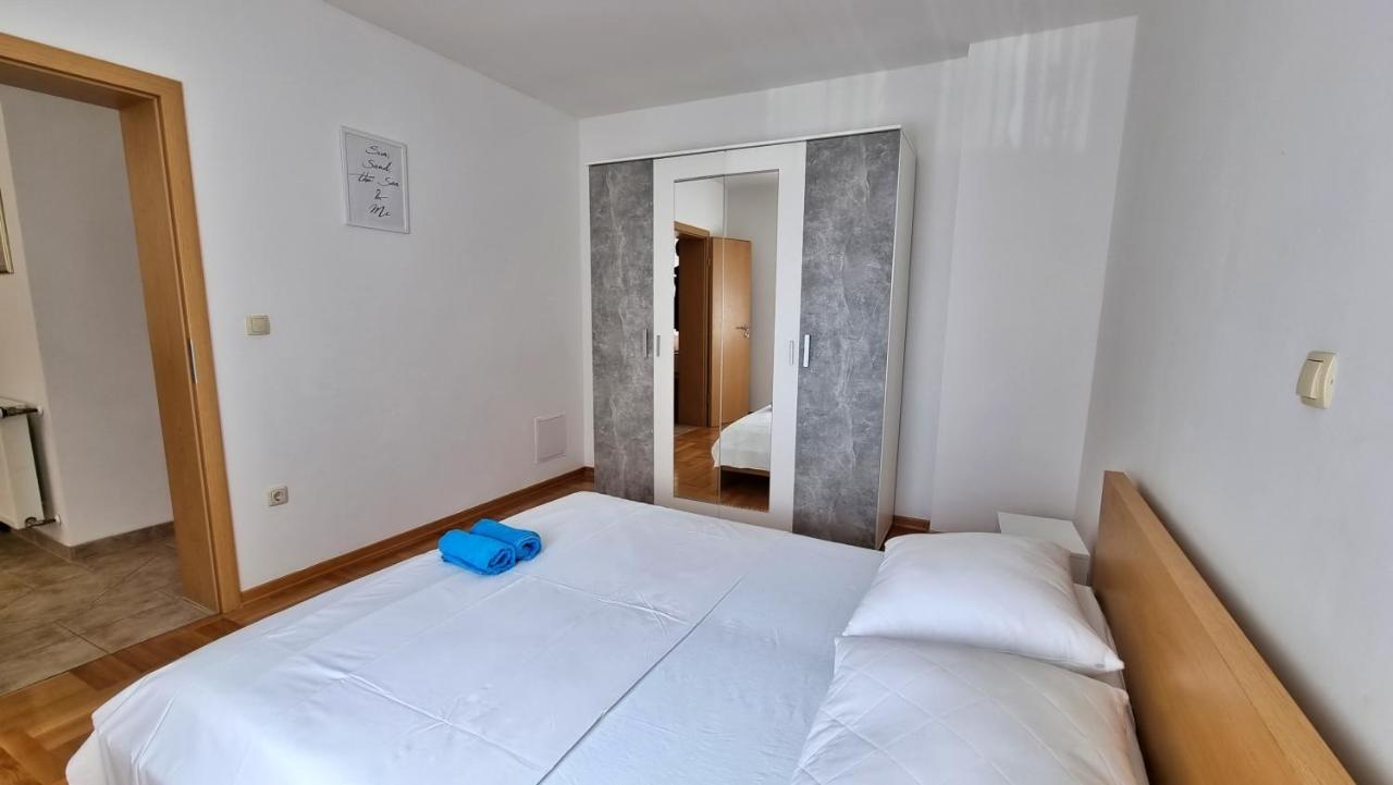Apartments Stare Duce 6 오미스 외부 사진