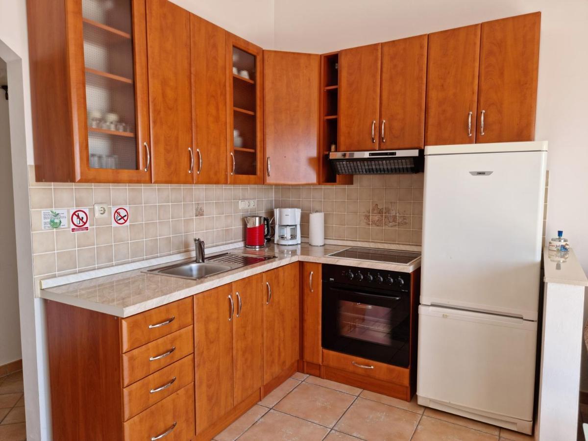 Apartments Stare Duce 6 오미스 외부 사진