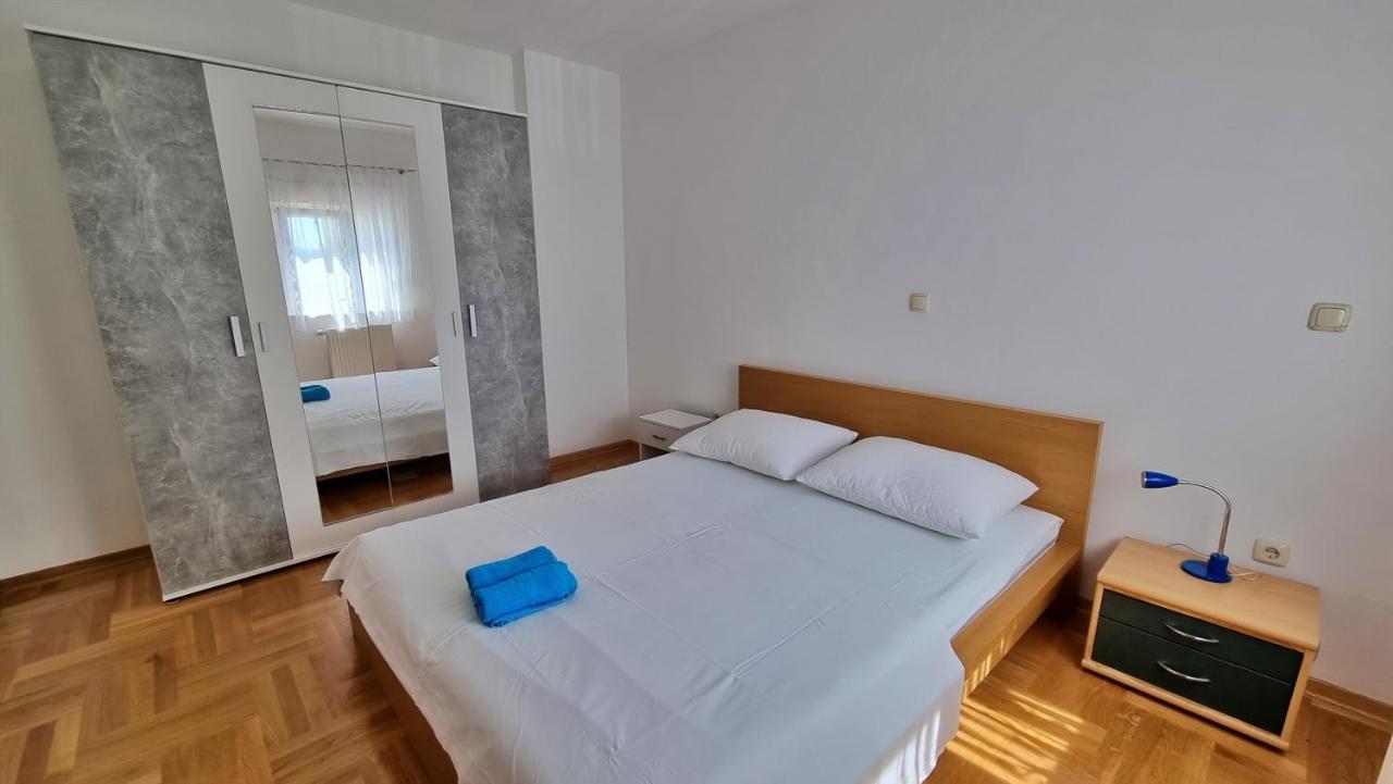 Apartments Stare Duce 6 오미스 외부 사진